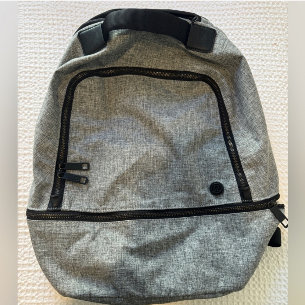 Lululemon City Adventurer Backpack in Grey